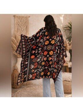 Floral Printed Black Kimono Cardigan With Open Front Design Lightweight & Flowin